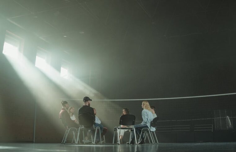 Amizade, Teatro e Memórias: Uma História no Palco