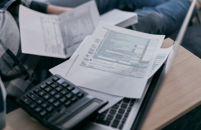 Dívida Pública Brasileira: R$ 7,6 Trilhões e os Impactos na Economia